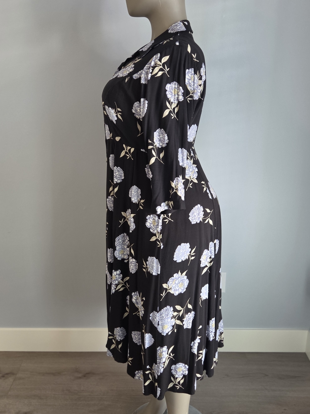 torrid Black Floral Long SleeveMidi Dress